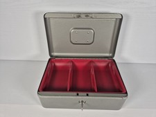 Veteran Series Metal Petty Cash Box With Tray & 1 Key Made In England 26cm x16cm