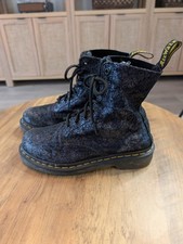 Dr. Martens Suede Whipstitch