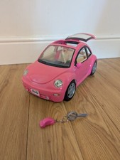 Barbie Vintage Volkswagen Beetle Pink Car with Key 2001 Boot doesn't shut