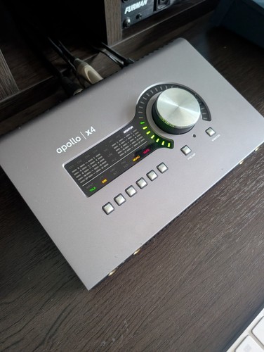 Universal audio apollo - universal, x4