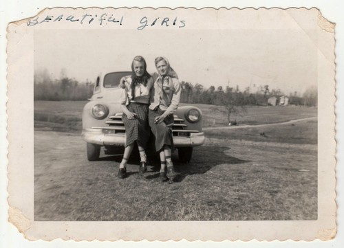 C1940s men cross - cross, dressing