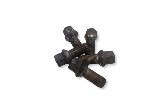 Passat 357 bolts 1234 - bolts,