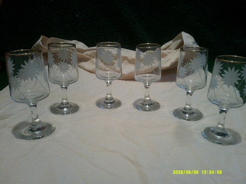 Vintage etched daisy sherry - vintage,
