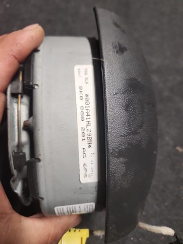 Audi steering wheel airbag - audi,
