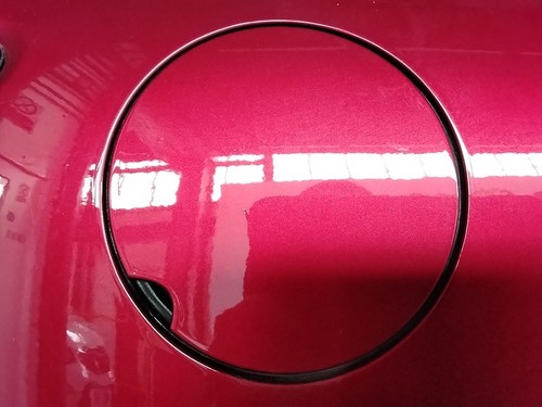 Fuel filler flap - fuel, red