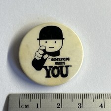 Small Vintage Pin Badge