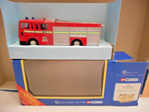 Corgi 65901 volvo fire - corgi, engine