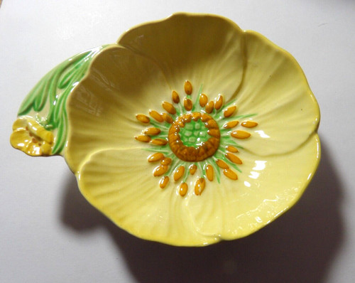 Carlton ware vintage - ware, yellow