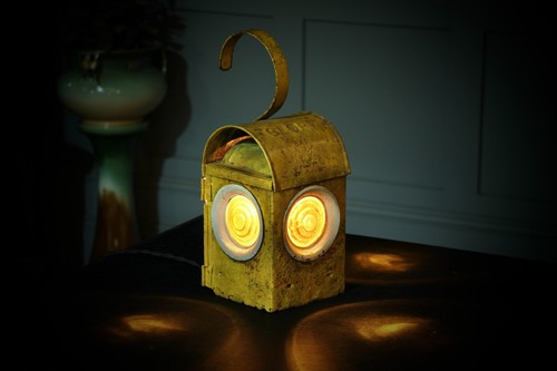 Vintage geopi bat road - vintage, lamp