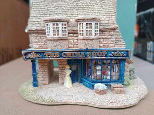 Lilliput lane the china shop - lane,