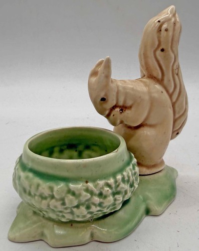 Vintage sylvac squirrel - vintage, eating