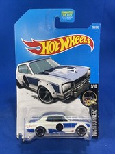 HOT WHEELS-NISSAN SKYLINE H/T 2000GT-X NIGHYTBURNERZ 9/10-SEALED ON CARD