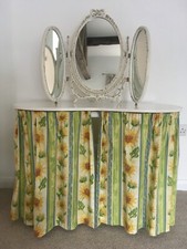 Vintage Kidney Shaped Dressing