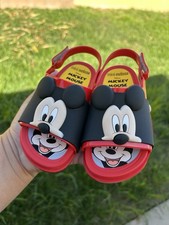 mickey mouse mini melissa sandals 8