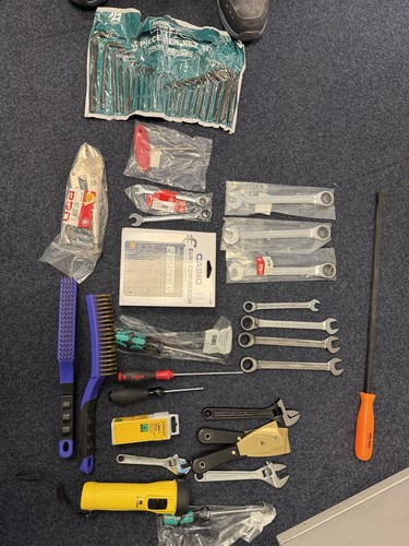Mixed job lot - mixed,