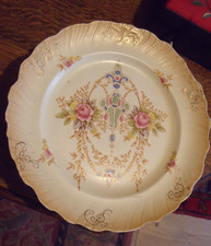 Crown Devon Fieldings antique cake stand