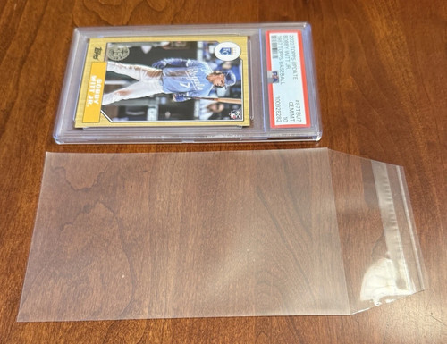 Pack graded card sleeves - of,