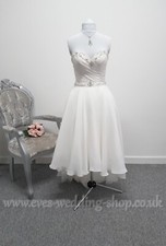  Berketex  ivory dip hem