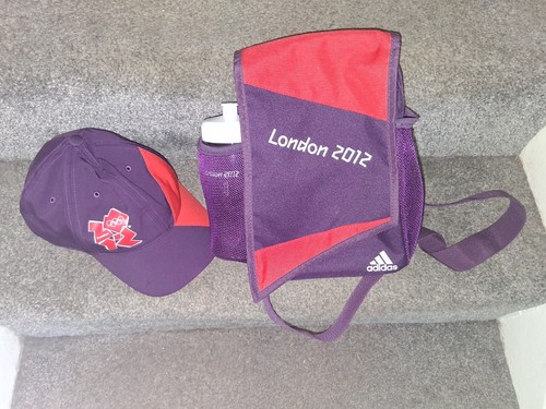 Adidas shoulder lunch bag