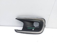 FOG LIGHT SURROUND TRIM GRILLE