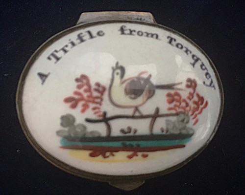Rare bird patch box - bird, 18thc