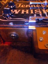 IJack Daniels 3 string cigar box guitar ( Homemade)
