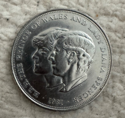 1981 coin elizabeth - elizabeth, ii