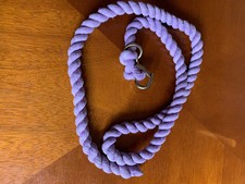 HORSE/PONY LEAD ROPE 28INS LONG THICK GOOD SIZE CARABENA