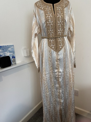 Off white and gold - off,