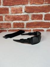 Oakley Oil Rig Polarised Sunglasses 12-955 128 Black Carbon Affect