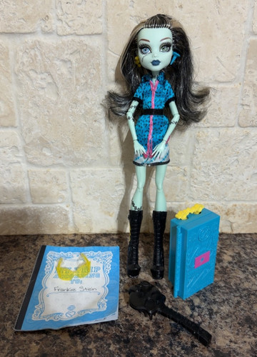 Monster high scaris - high,