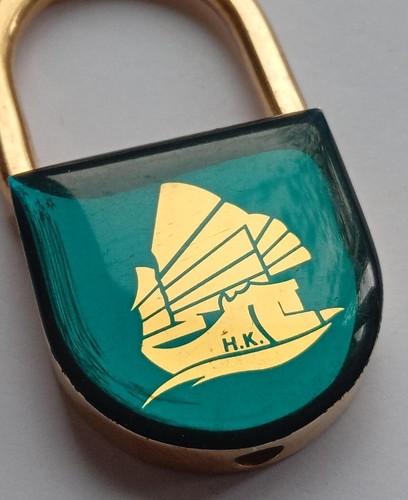 Vintage keyring metal vehicle - keyring,