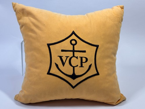 Veuve clicquot champagne - veuve,