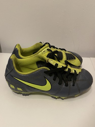 Nike t90 green and - nike, grey