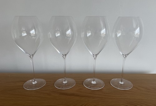 Veuve clicquot champagne - clicquot,