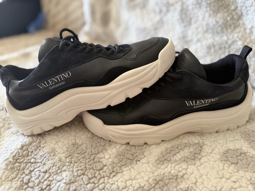 Valentino garavani black - valentino,