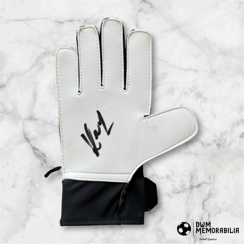 Keylor navas signed goalkeeper - keylor,