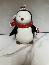 Penguin w/Candy Cane & Red
