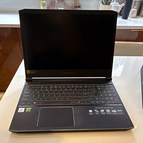 Acer predator helios 300 - acer,