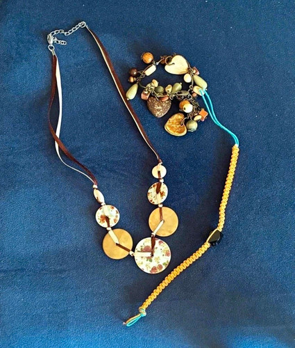 Button necklace and - , bead