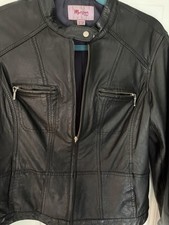 Women’s Monsoon 100% Black