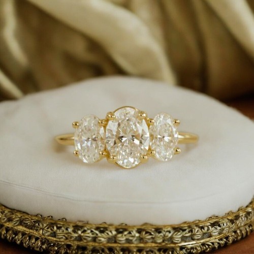 Diamond ring 18k gold oval - diamond,