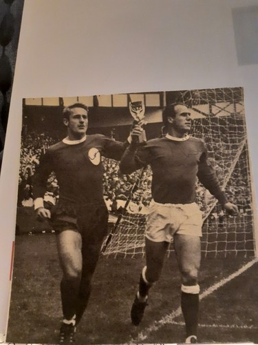 Roger hunt ray - hunt, with