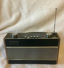 Vintage Roberts Radio R600