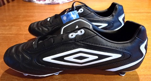 Umbro men black - umbro, football