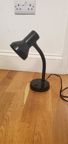Black gooseneck desk lamp