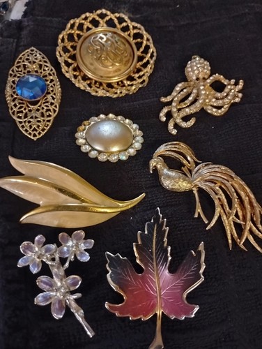 Antique brooches lots - 4,