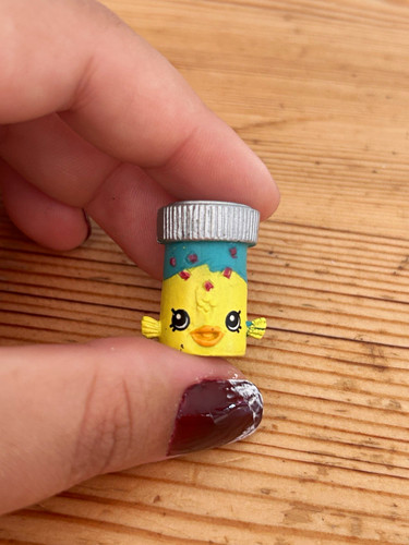 Shopkins fish flake - flake, jake