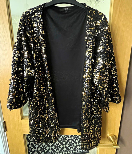 Next black gold - sequin, 3/4