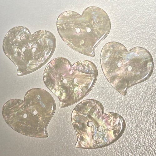 Pearlescent heart buttons - pearlescent,